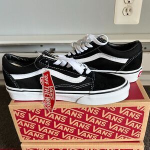 VANS - Old Skool Shoe - Black & White